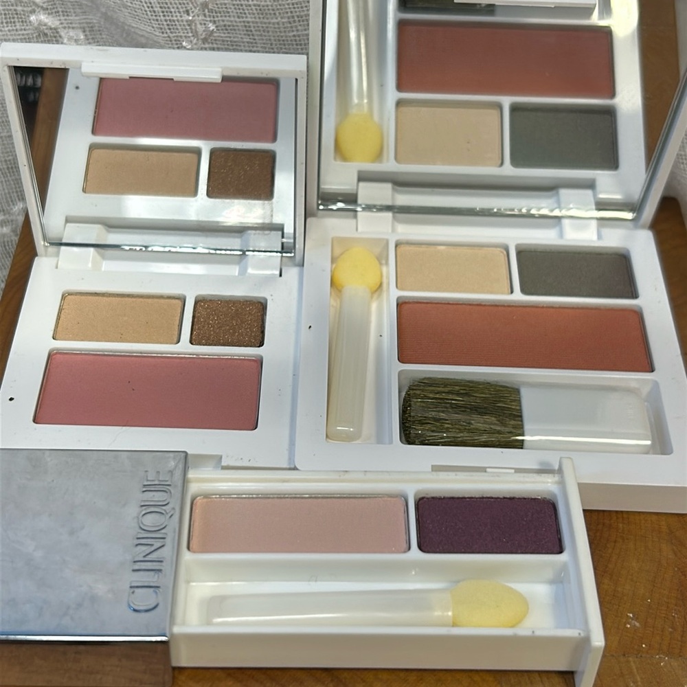 NWT Clinique eyeshadow bundle of 3 sets